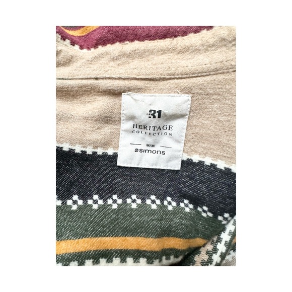 Simons Heritage Button-Up Top - Picture 6 of 7